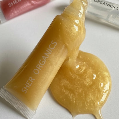 Golden Habit 💋
High‑Shine/Hydration/Pearlescent Glow